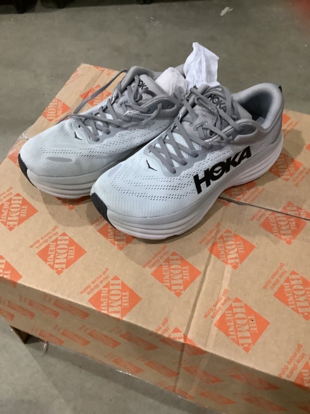 Hoka One One M Bondi 8